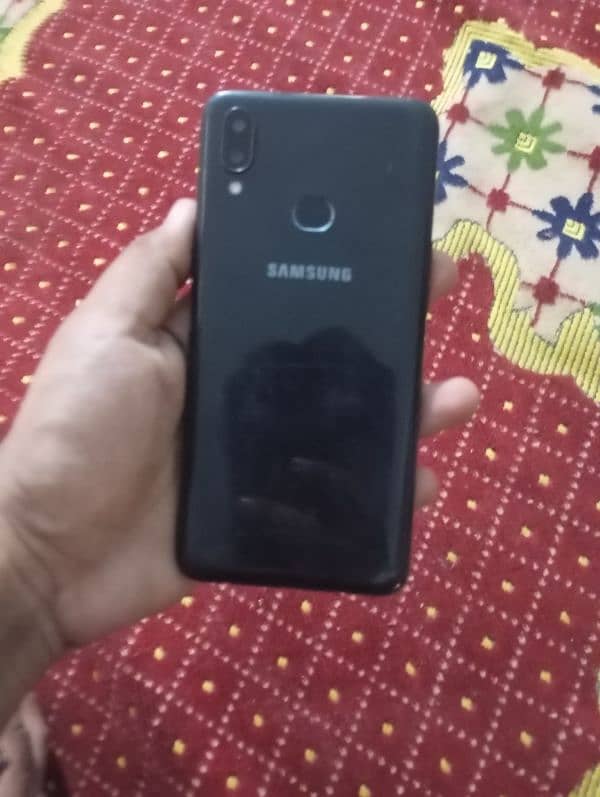 Samsung a10s 0