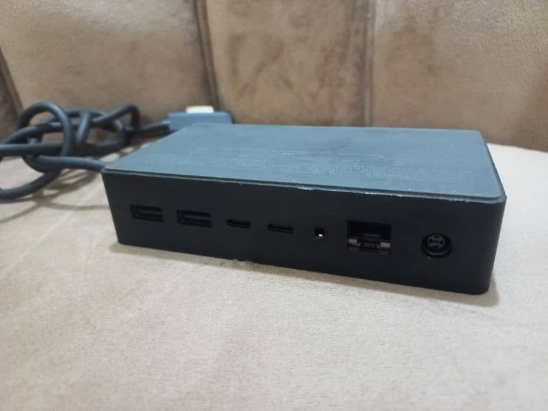 Microsoft Surface Dock 2 With C-Type Ports 1