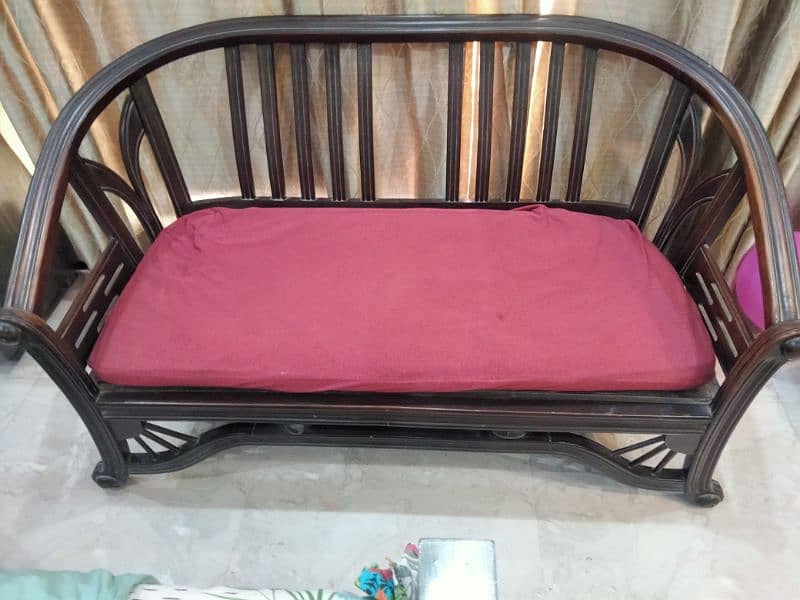 Urgent sale Chinees Sofa set 1