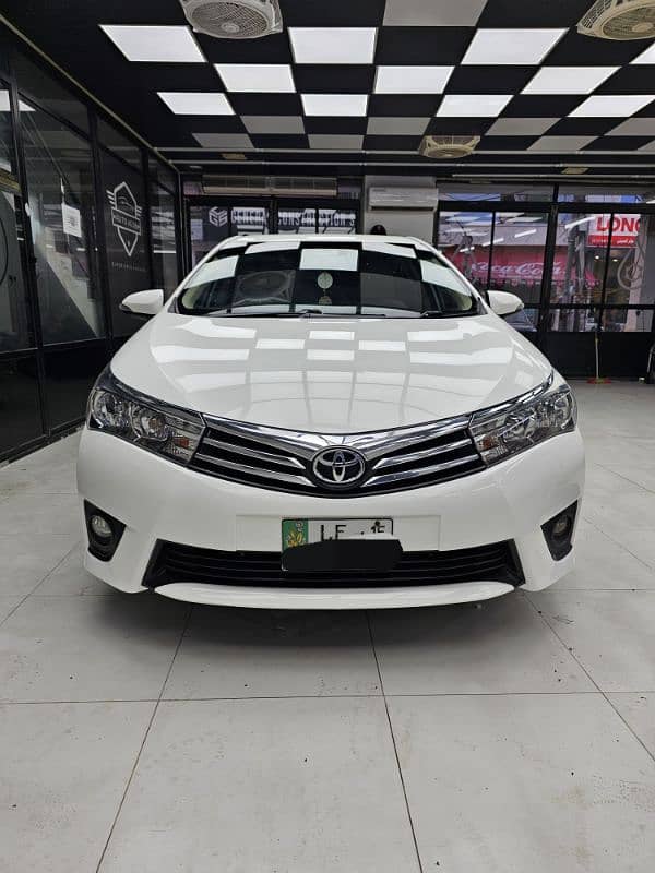 Toyota Altis Grande 2015 5