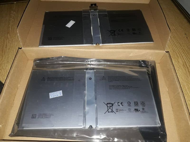 Microsoft Surface Pro 4 Battery 1