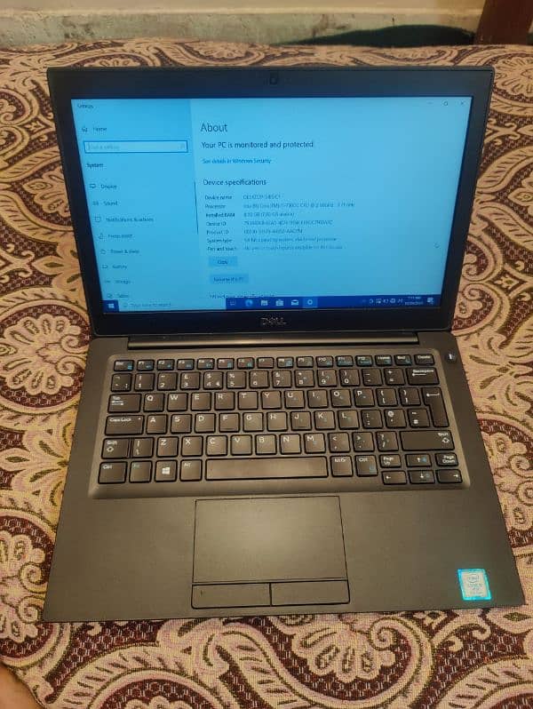 Dell 7290  Core i5 7th generation 3