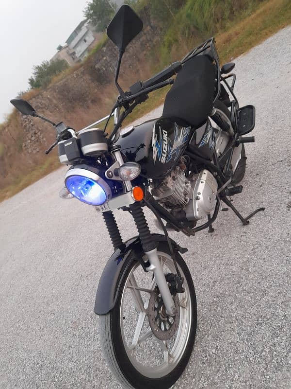 SUZUKI GS-150-SE 4