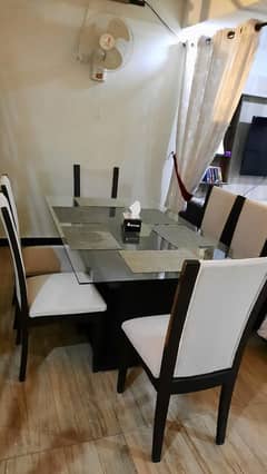 6 seater dining table