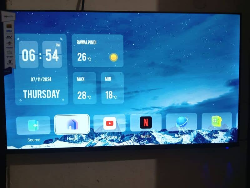 Samsung smart android led for urgent sale 0,3,0,3,5,4,4,9,5,25 1