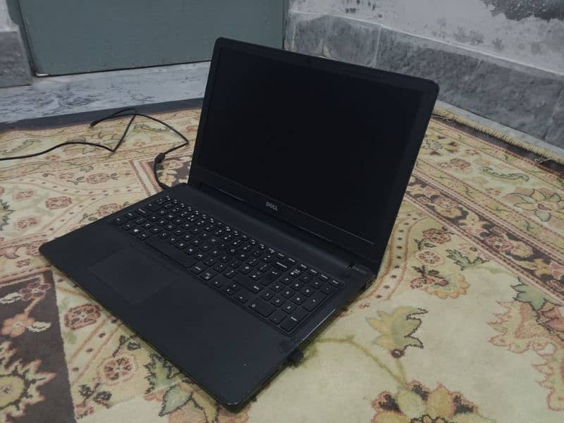 Laptop Dell Inspiron 15 5570, 8th Gen Core i5 for sale 2