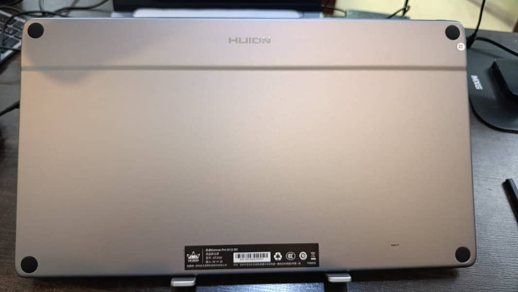 Huion Kamvas Pro 16 2.5K pen display 1