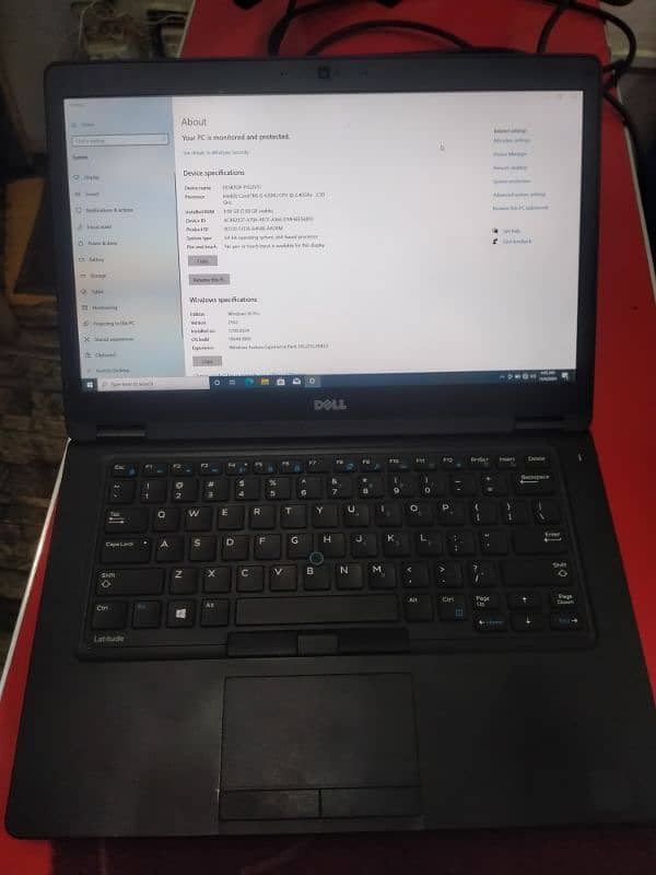 Dell Lattitude 5480 I5 6th Generation 8GB Ram/256 GB SSD M. 2 3