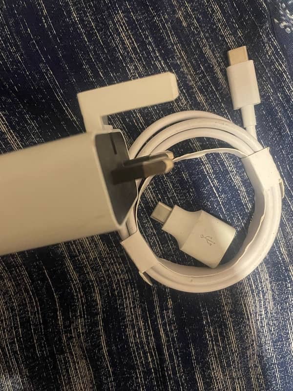 Google Pixel 7 Pro ka 100% Original Charger hy 1