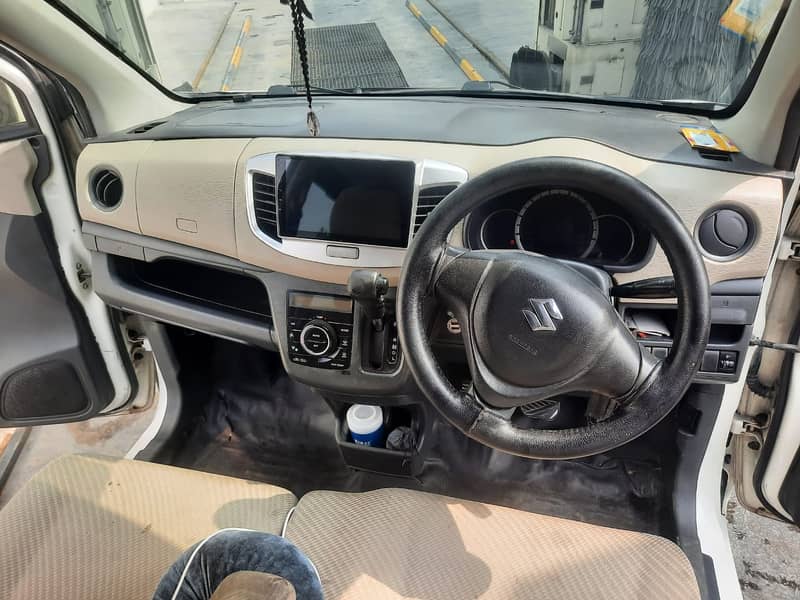 Suzuki Wagon R 2016 4