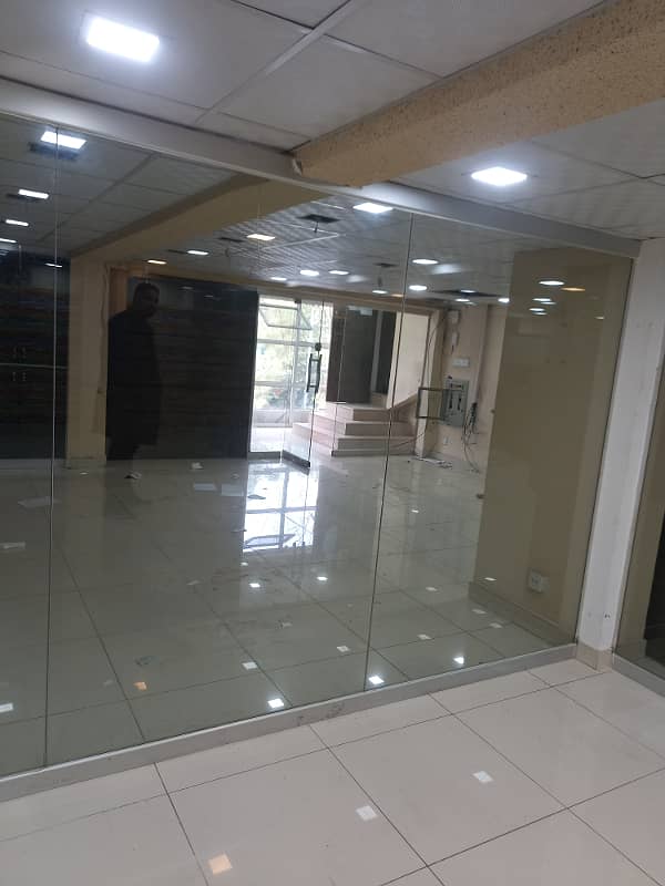 Blue Area Office 3200 Square Feet Jinnah Avenue For Sale Prime Location 2