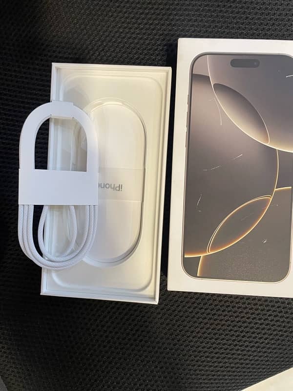 IPHONE 16 PRO MAX KI 100% ORIGINAL BOX PULLED CABLE HY 2