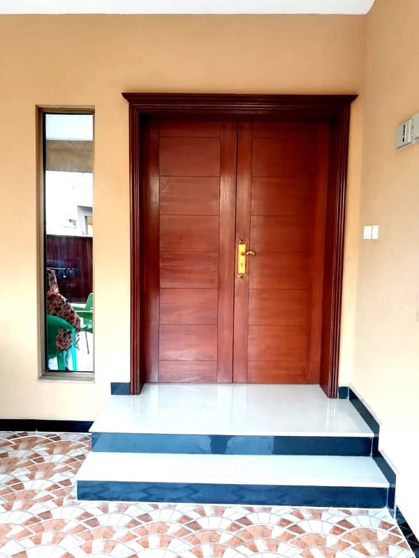 17 Marla Brigadier House For Sale In Askari 10 Sector F, Lahore 2