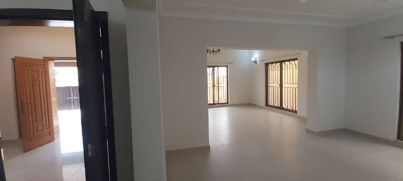 17 Marla Brigadier House For Sale In Askari 10 Sector F, Lahore 12