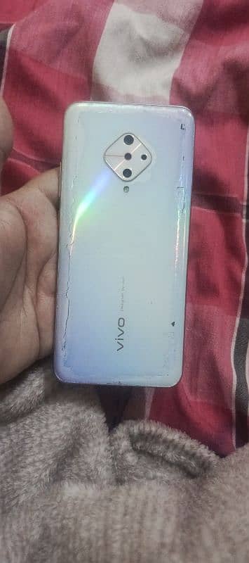 Vivo y 51 4