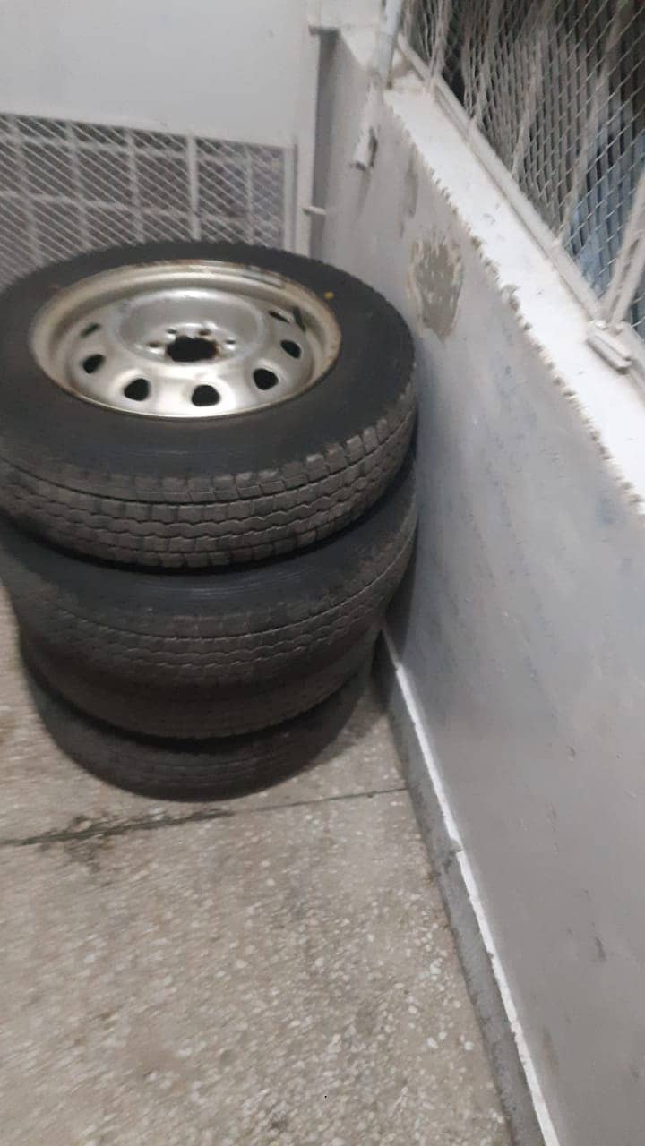 Tyres 0