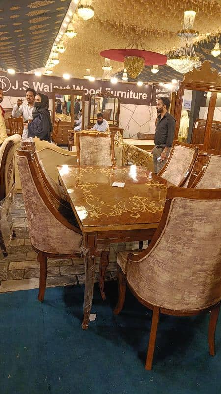 Dining table whole sale price 3