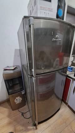 Dawlance fridge for sale