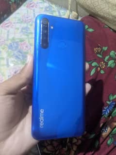 realme 5 4/64 ha battery timing bohot achi ha