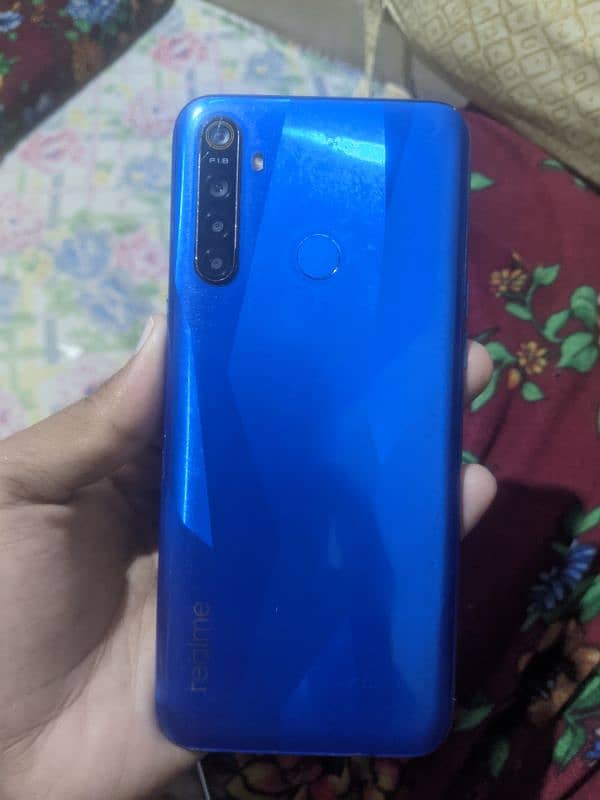 realme 5 4/64 ha battery timing bohot achi ha 1