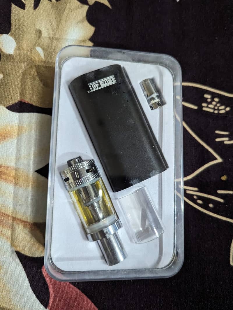 Jomo Lite 40 Watt Starter Kit – 3ml (2200mAh) 0