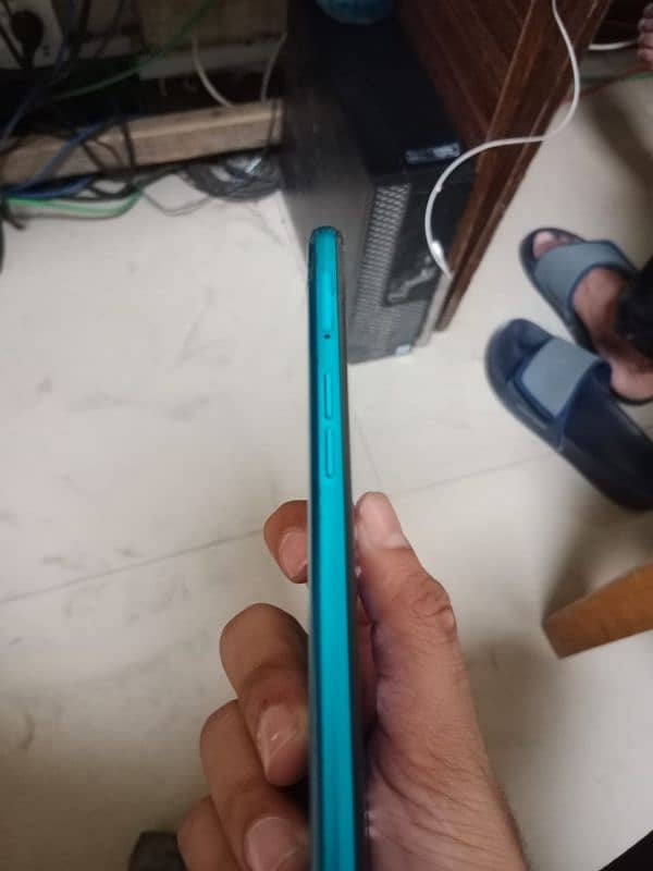 Realme 5i 1