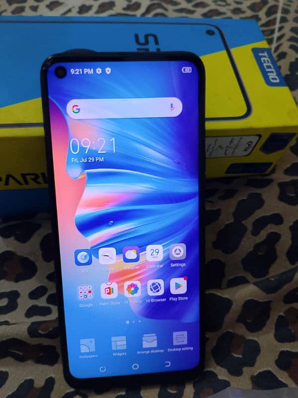 Tecno Spark 6.4/64Gb with box 1