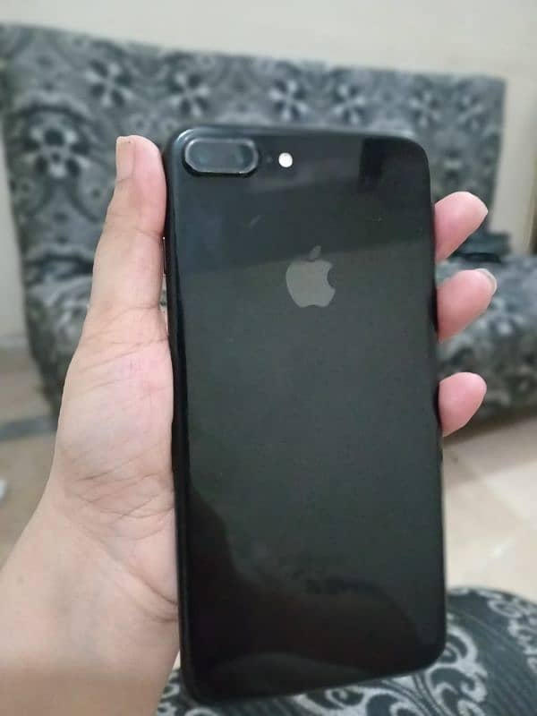 iphone 7+ pta (128gb). (03156598290) 2