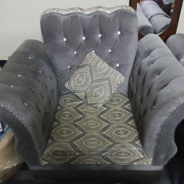 5 seater sofa set for sale 0