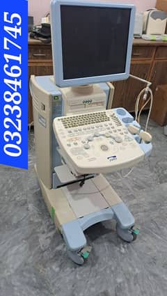 Hitachi eub-7500 (Big LCD) Japanese colour Doppler ultrasound machine