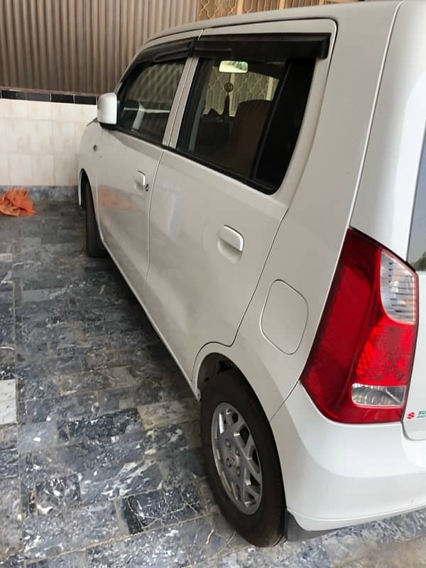 Suzuki Wagon R 2019 1