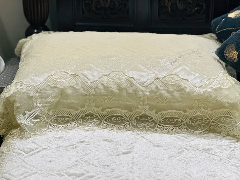 BEAUTIFUL BEDSHEET 1