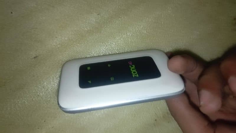 Zong 4G fiber home wifi device 3