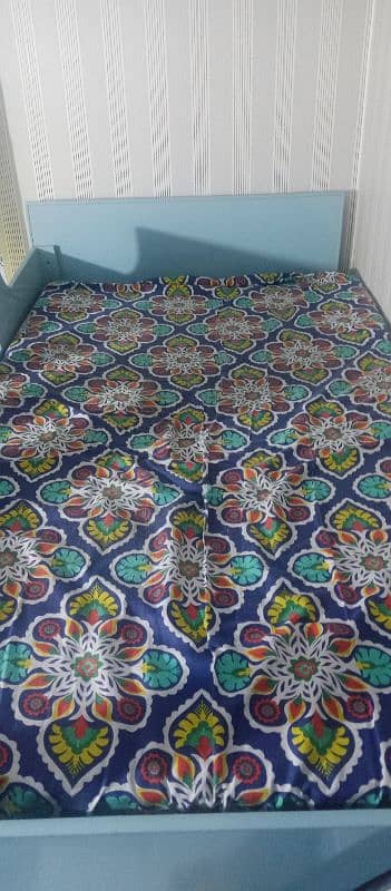 Triple story bed used condition with matress 0