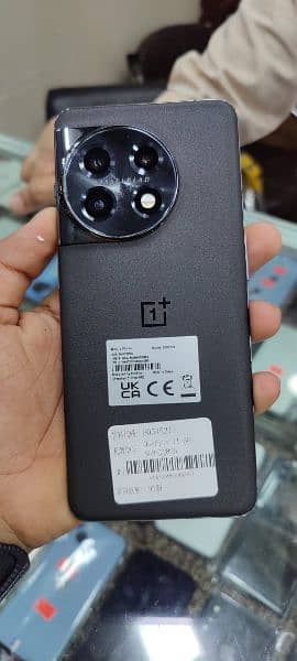 one plus 11 (official pta) 0