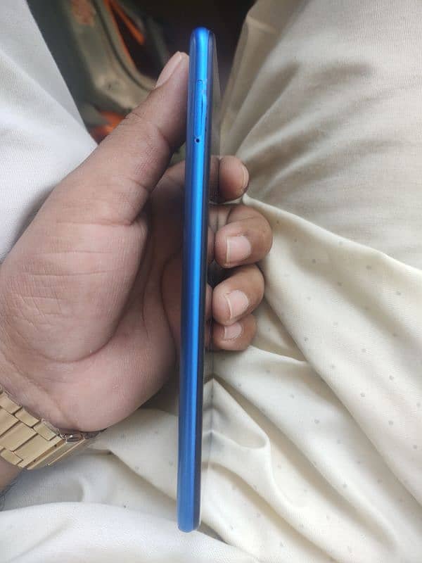 Oppo a16 mobile 10.10 condition all oky only moble 3