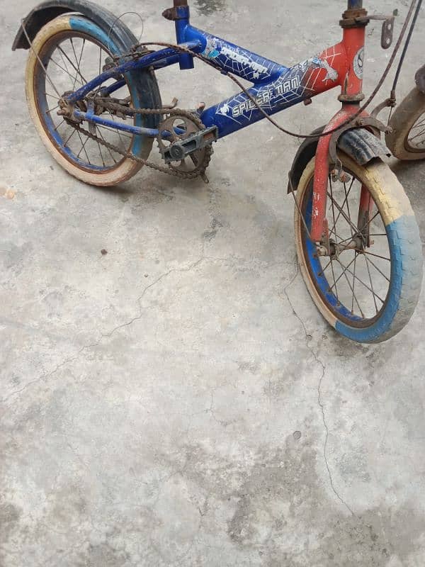 bicycle in fine condition 0