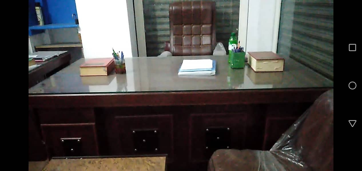 Wooden Executive Table new 0