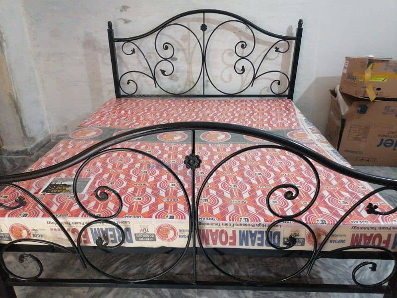 iron bed for sale 0