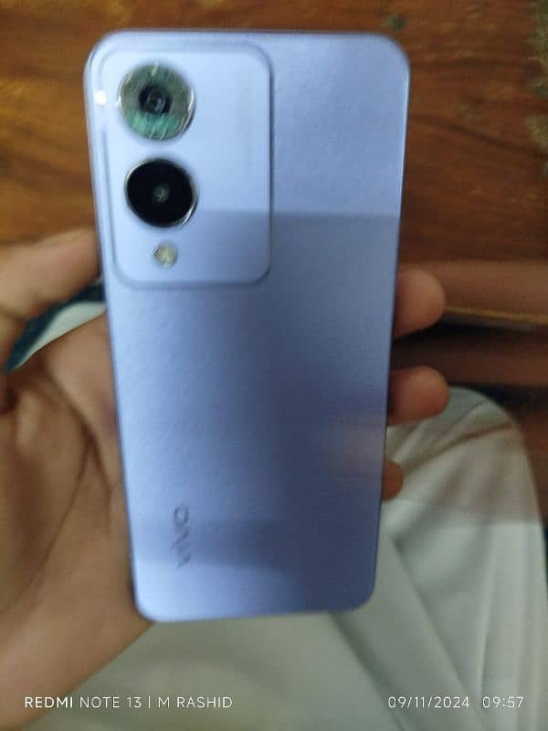 vivo y17s 4