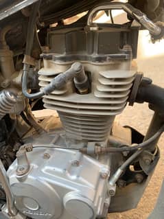 Honda cg 125 Karachi no 1st onwer seld ingen sel chamber seld every t