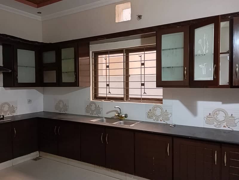 05 MARLA TILE FLOOR HOUSE FAMILY + SILENT OFFICE RENT IN JOHAR TOWN LAHORE 1