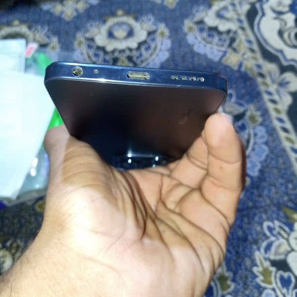 INFINIX HOT 40i 8+8GB 128 GB 2