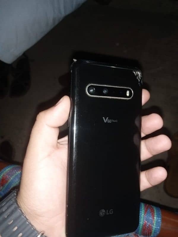 Lg v60 1