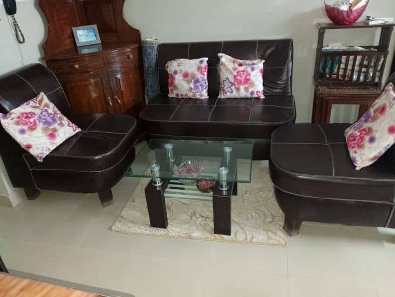 4 seater sofa set with central table 0