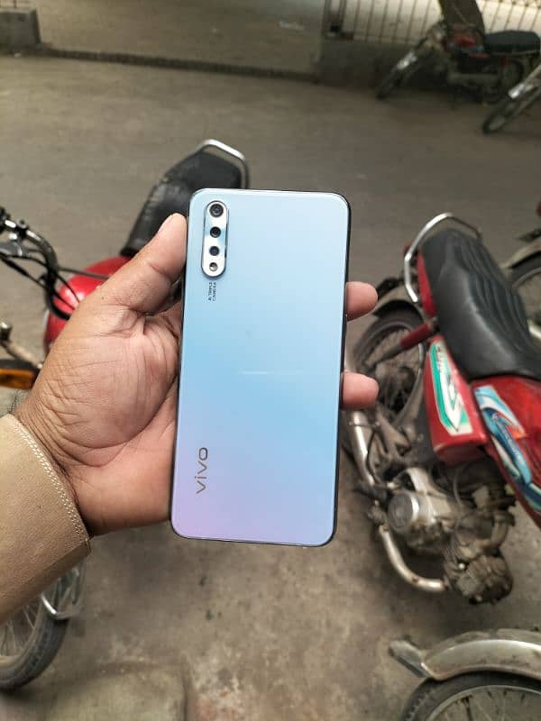 vivo s1 1