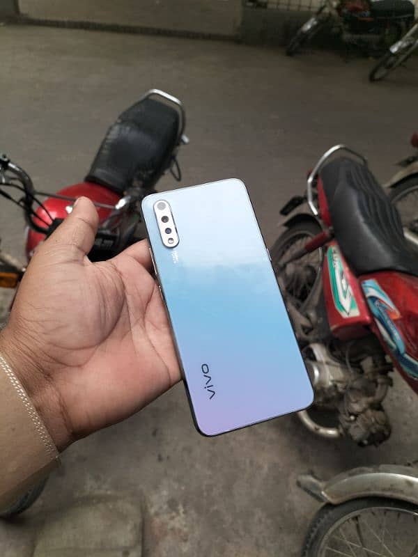 vivo s1 3