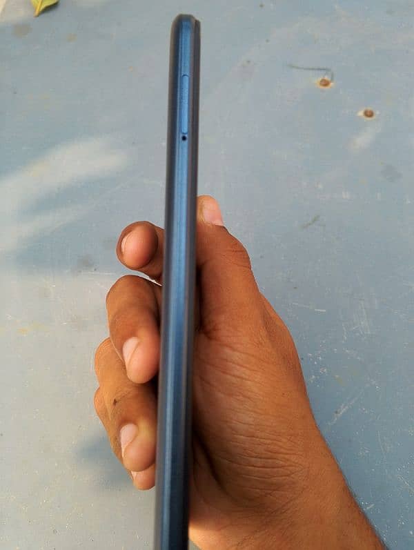 mobile sell Tecno spark8c 4