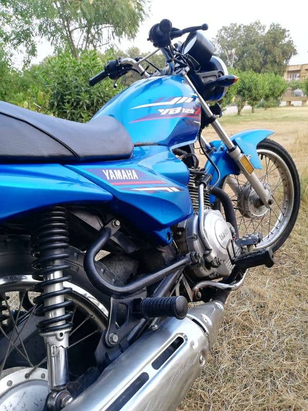 Electric blue Beauty Yamaha yb 125z model 2020 October urgent sale ybz 1