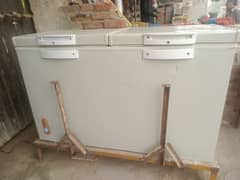 Waves 315 model double door deep freezer